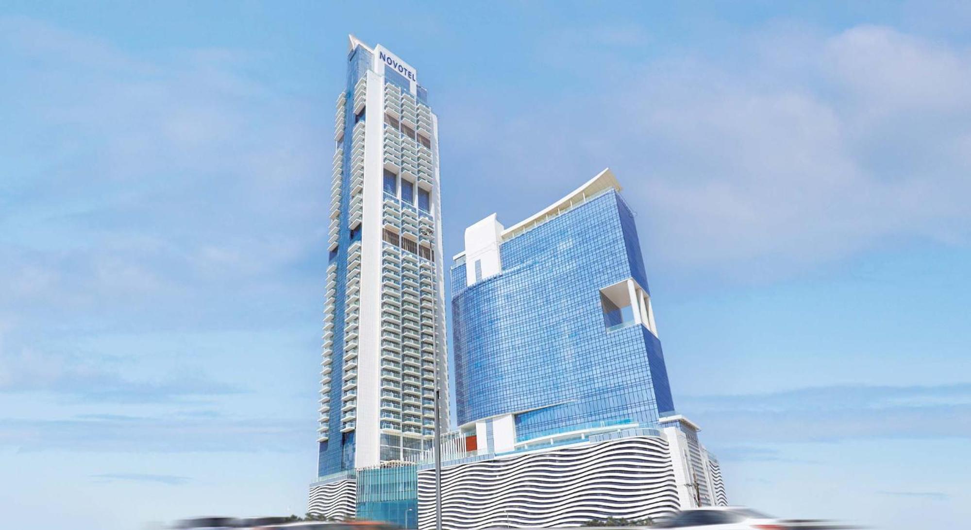 In Novotel Jvt Jumeirah Village Triangel Apartment Dubai