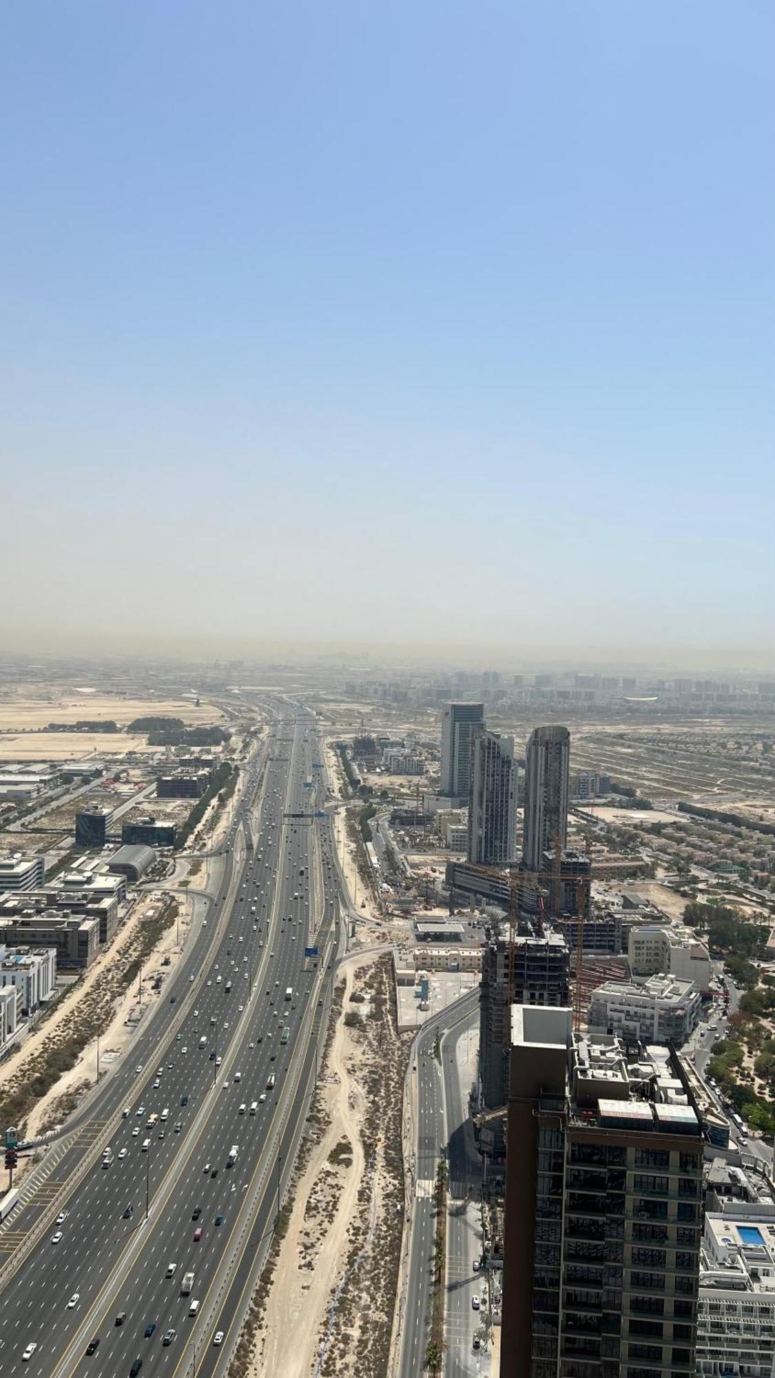 Apartment In Novotel Jvt Jumeirah Village Triangel *