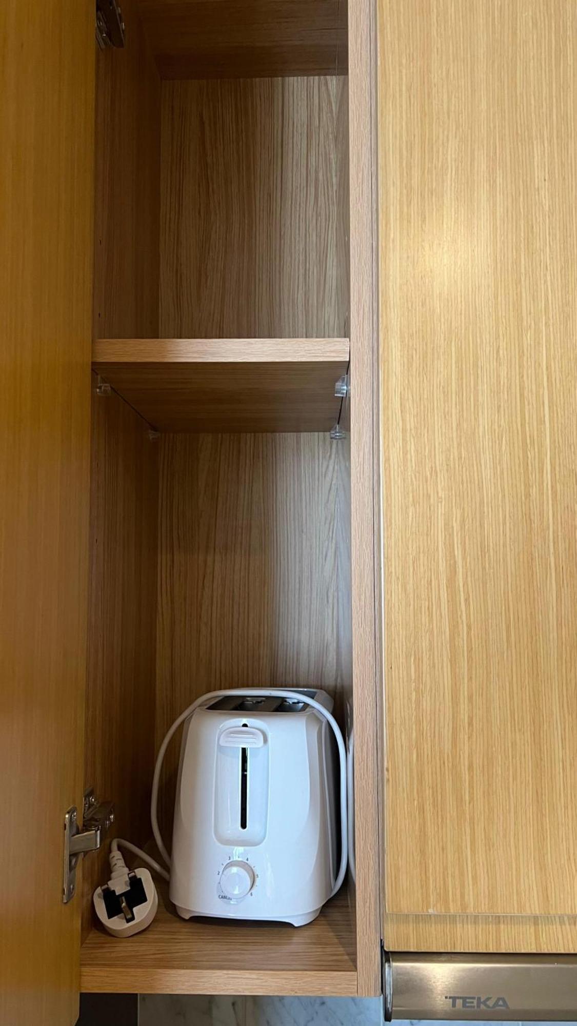 In Novotel Jvt Jumeirah Village Triangel Apartment Dubai